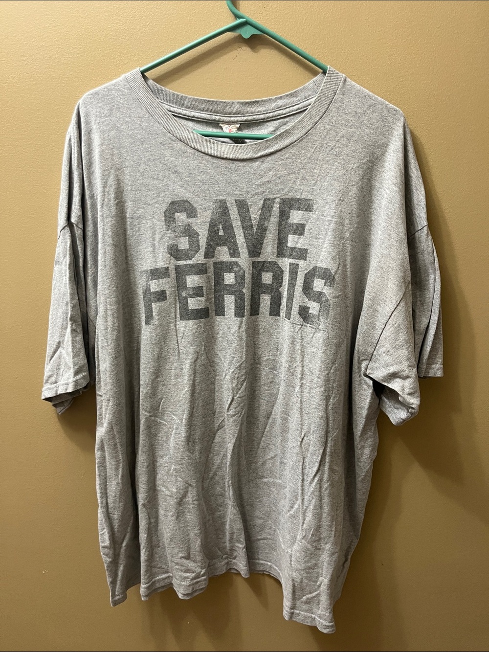 Alstyle Gray 'Save Ferris' Short Sleeve Ferris Bueller’s Day Off Graphic Tee